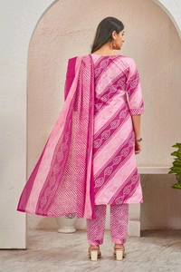 BLACK PATTI 
Kurta, Salwar & Dupatta Set - S