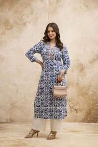 Women Embroidered Cotton Blend Straight Kurta (Multicolor) - M