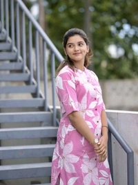 GoSriKi Floral Printed Mandarin Collar A-Line Kurta With Trousers - M