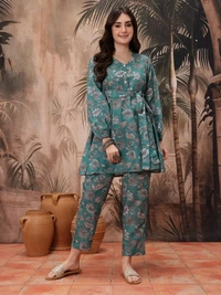 Sangria Floral Print 2-Piece Co-Ords - L