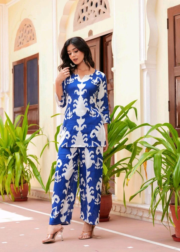 Shobhit shobhit Women Viscose Rayon Kurti Palazzo Set - XS