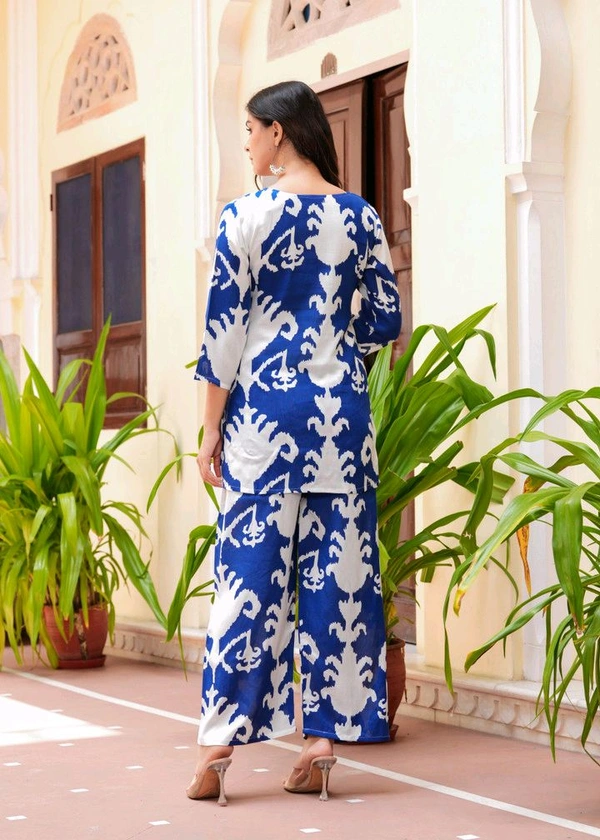 Shobhit shobhit Women Viscose Rayon Kurti Palazzo Set - M