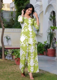 Shobhit shobhit Women Viscose Rayon Kurti Palazzo Set - L