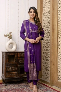 River Of Cloth River of cloth Embroidery Straight Kurta Set Embroidered Kurta, Trouser/Pant & Dupatta Set - XXL