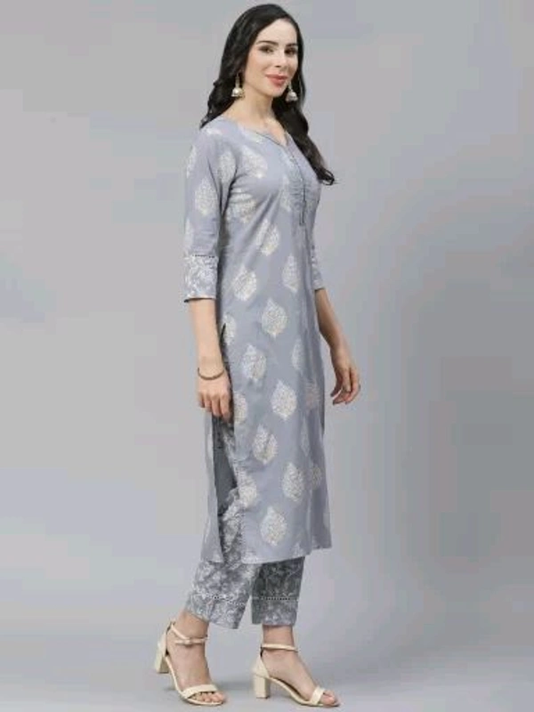Yuris Women Grey & White Pure Cotton Printed Kurta with Palazzos & Dupatta - 3XL
