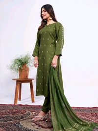 ARADHNA Embroidered Kurta, Trouser/Pant & Dupatta Set - M