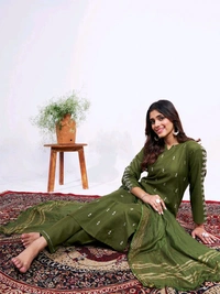 ARADHNA Embroidered Kurta, Trouser/Pant & Dupatta Set - M