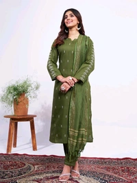 ARADHNA Embroidered Kurta, Trouser/Pant & Dupatta Set - L