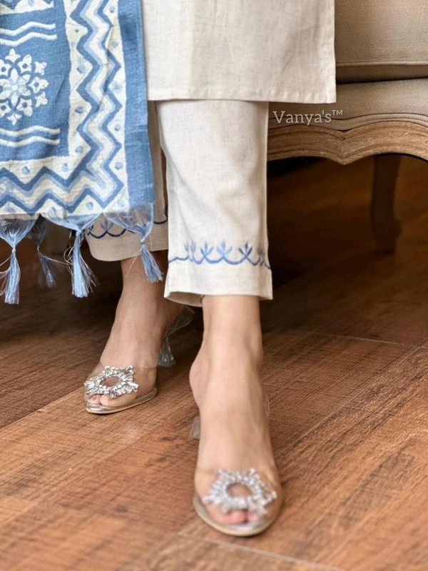 TRAHIMAM Embroidered Kurta, Trouser/Pant &  - M