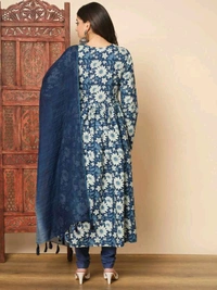 VBUYZ Women Pure Cotton Kurta Pant Dupatta Set - L