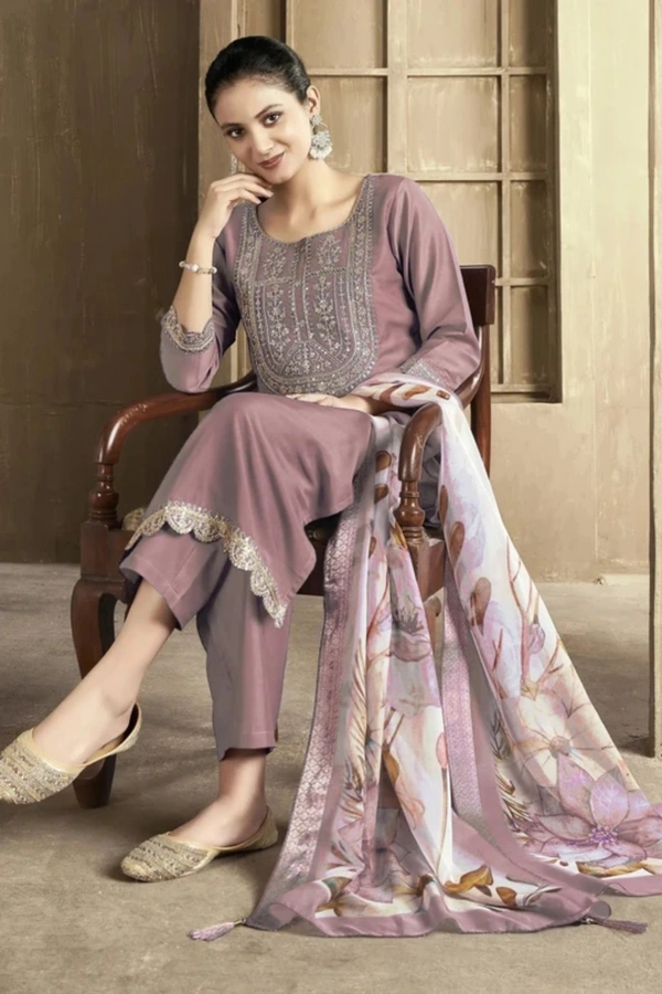 GAUNKICREATION
Women Viscose Rayon Kurta Pant Dupatta Set - L