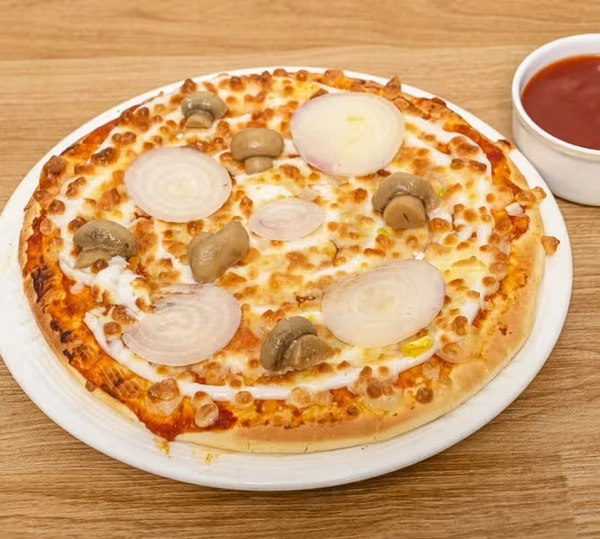 Onion Mushroom Pizza