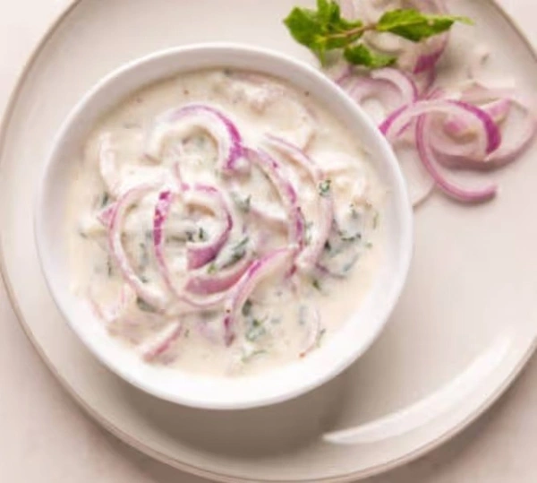 Boondi Pyaj Raita