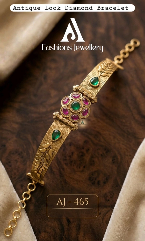 ANTIQUE DIAMOND STONE BRACELET