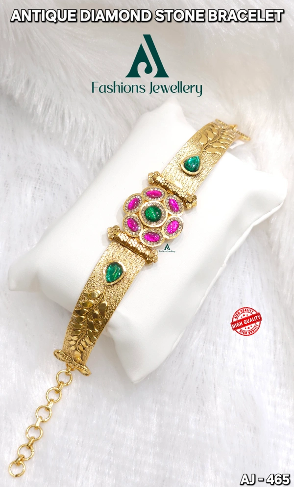 ANTIQUE DIAMOND STONE BRACELET