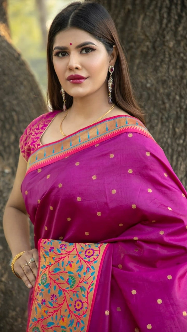 Aradhna Silk Saree