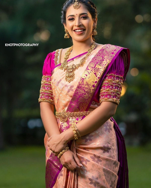 SSD Traditional Kanchipuram Saree - http://store.shoopy.in/mobilekart