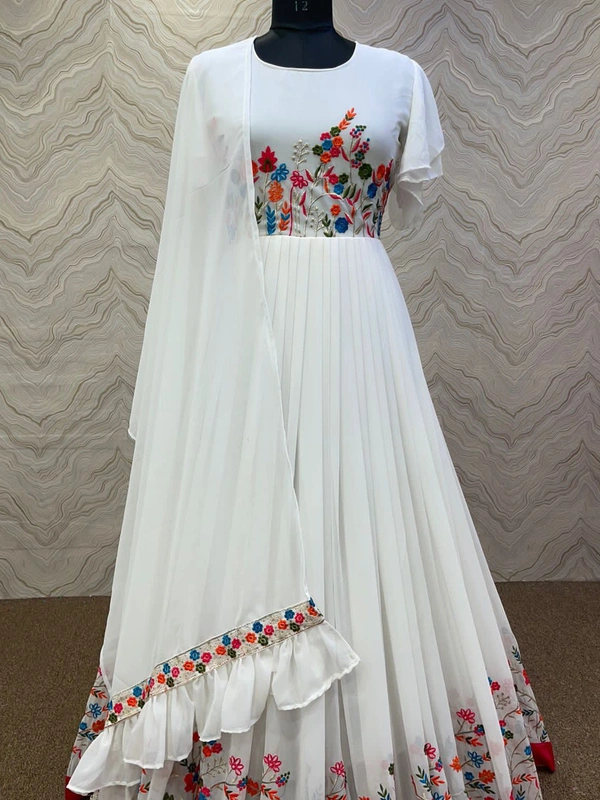 SSD GOWN 2022 - Queen