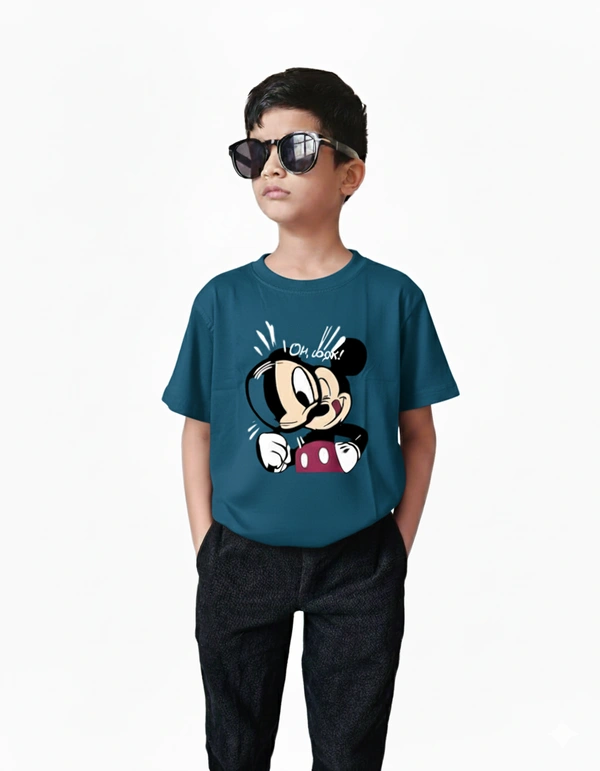 Classic Crew T-Shirt – Mickey Mouse Design 🐭✨