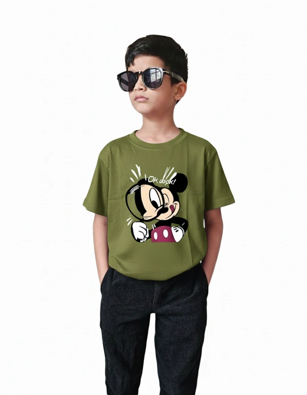 Classic Crew T-Shirt – Mickey Mouse Design 🐭✨