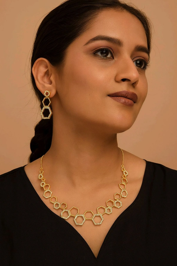 Women’s Necklace Set