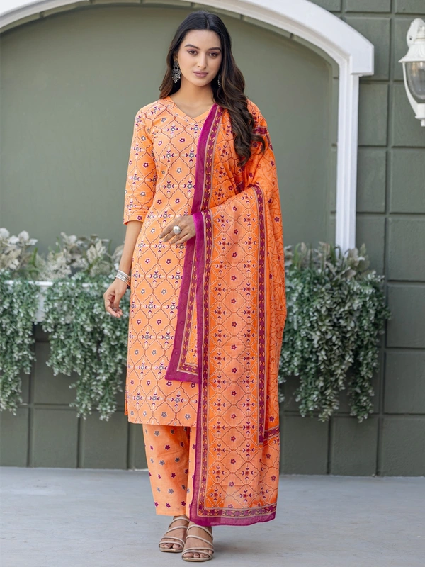 Cotton Blend Printed Kurti Pant Dupatta Set
