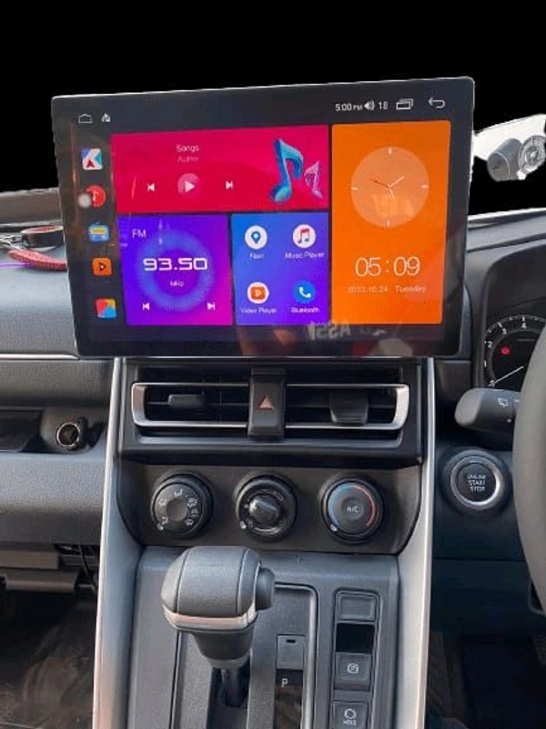 Upgrade Your Drive with a 13 Ultra HD Car Navigation System