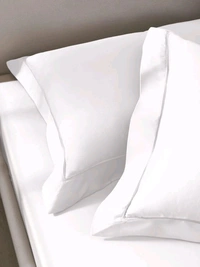 Bombay Dyeing  Bombay dyeing Plain white Bedsheet King Size 100% Cotton In Ahmedabad Gujarat India  - White