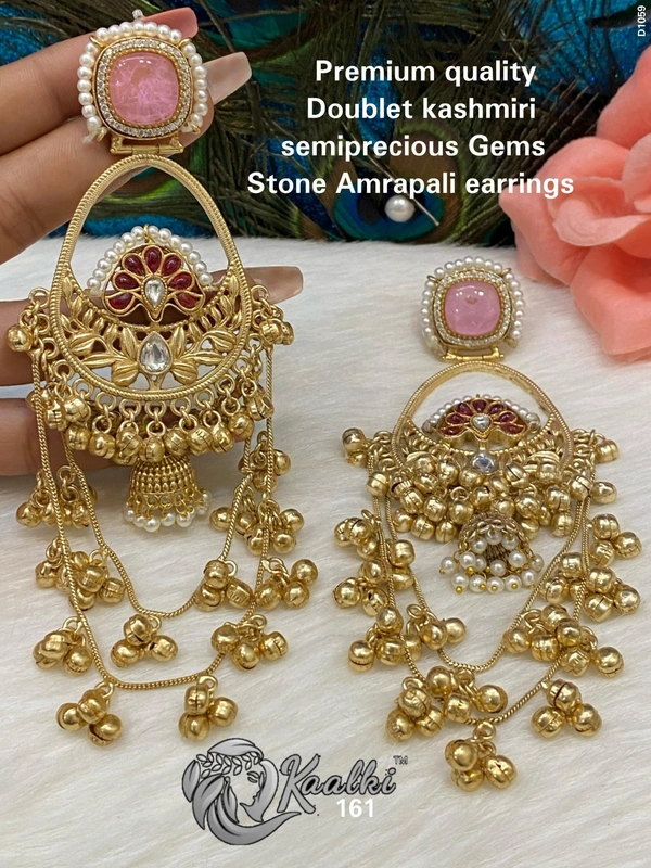 Kaalki-Earring-1