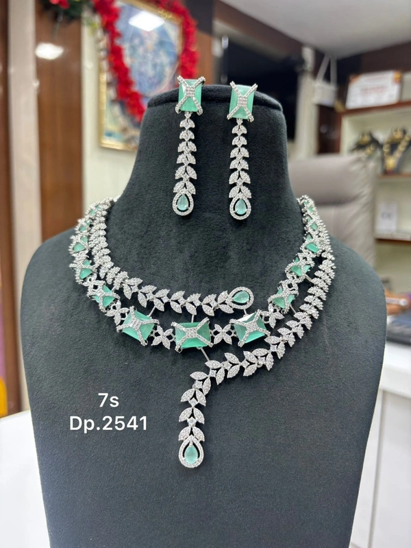 7s-Necklace -1