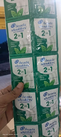 Head & Shoulders 2 in 1 Anti Dandruff 