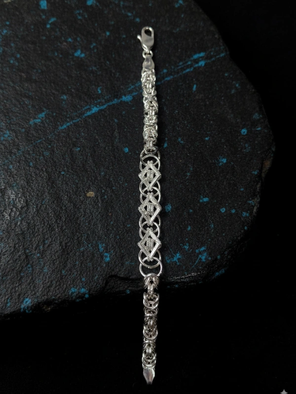 ELEGANT SILVER MEN'S BRACELET