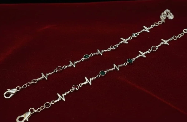 SILVER HEARTBEAT THEMED PAYAL