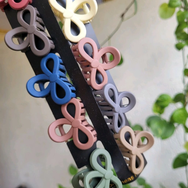 Matte Small Hair Clip 1Pc - P1071