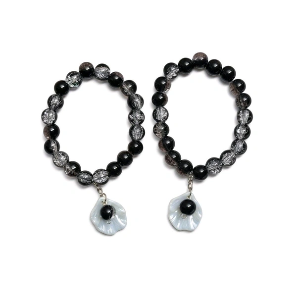 Black Crystal Beads Bracelet With Shell And Bead Hanging 1Pc
