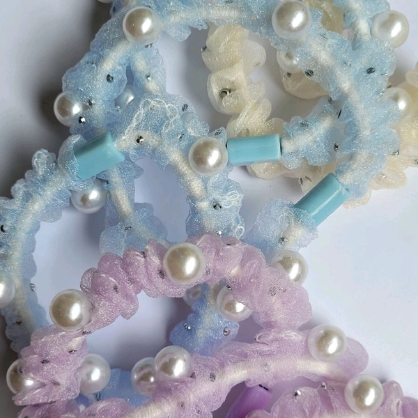 Beautiful Hair Band With Perals 1pc