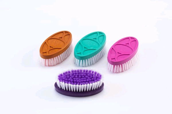 KVT Oval Brush