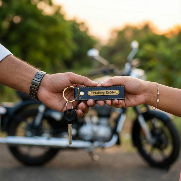 Personalized Leather keychain with name and charms