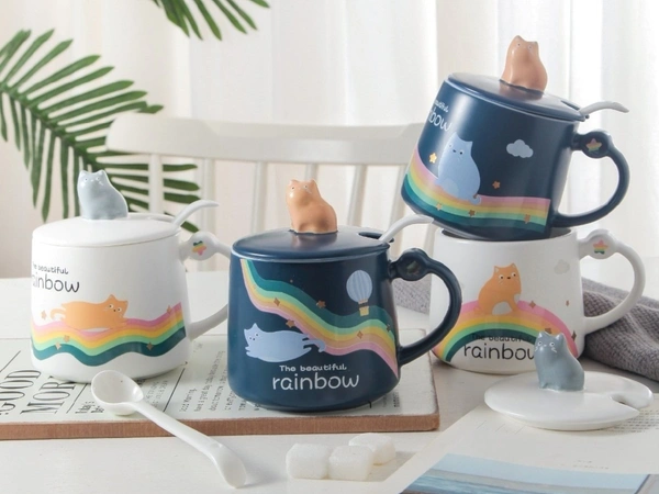 Cat On Rainbow Themed Ceramic Mug with Lid & Spoon - 400ml (1 Piece, Random Design)