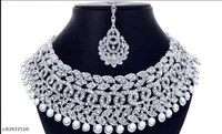 Sterling Rhodium Plated Jewellery Set With White Austrian Diamondย - Free Size, Silver