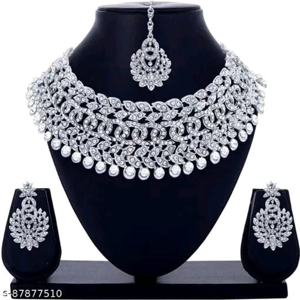 Sterling Rhodium Plated Jewellery Set With White Austrian Diamondย - Free Size, Silver