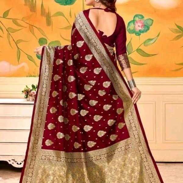 Banarasi Silk Sari - Sizes: Free Size (Saree Length Size: 5.5 m, Blouse Length Size: 0.9 m) 