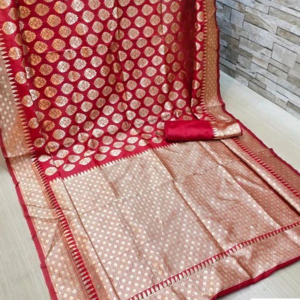 Beautiful Banarasi Silk SareeSaree - Red