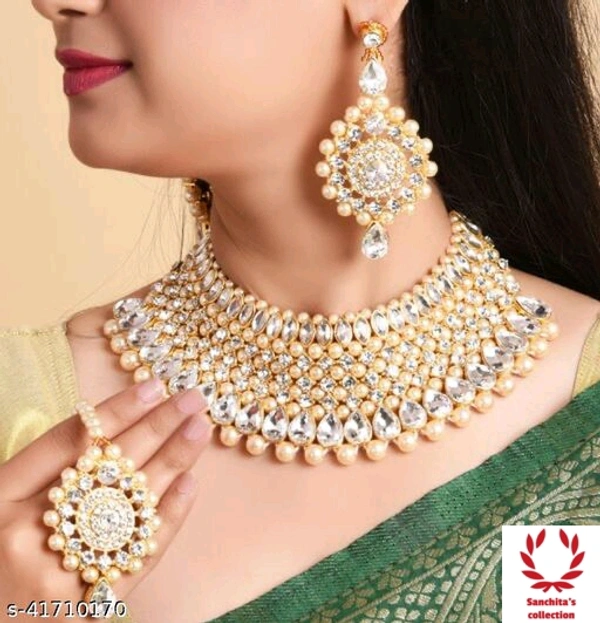 Jewelry Necklace Set - Golden & white