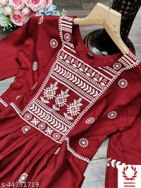 Stylish Long Gown  - XXL (Bust Size: 44 in, Size Length: 50 in) 