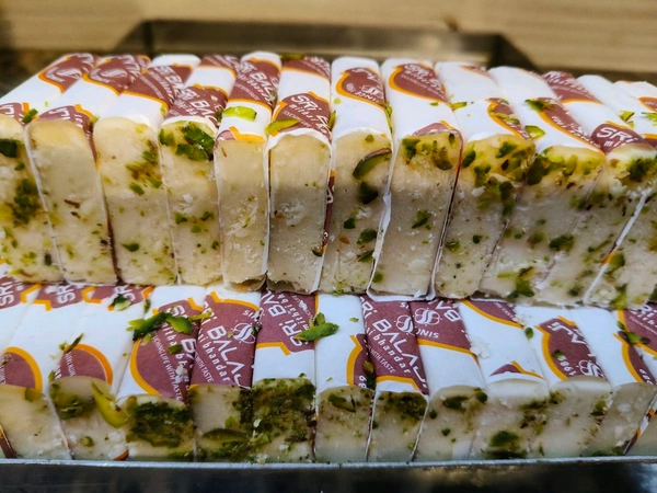 Vanilla Burfee - 500gm