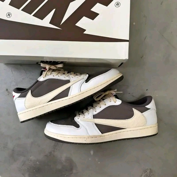 Nike Air jordan 1 X Travis Scott Reverse Mocha (First Copy)