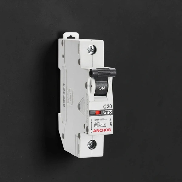 UNO C32A. SINGLE POLE MCB ,6kA