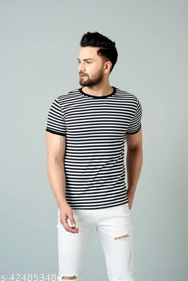 Men's T-shirt - M