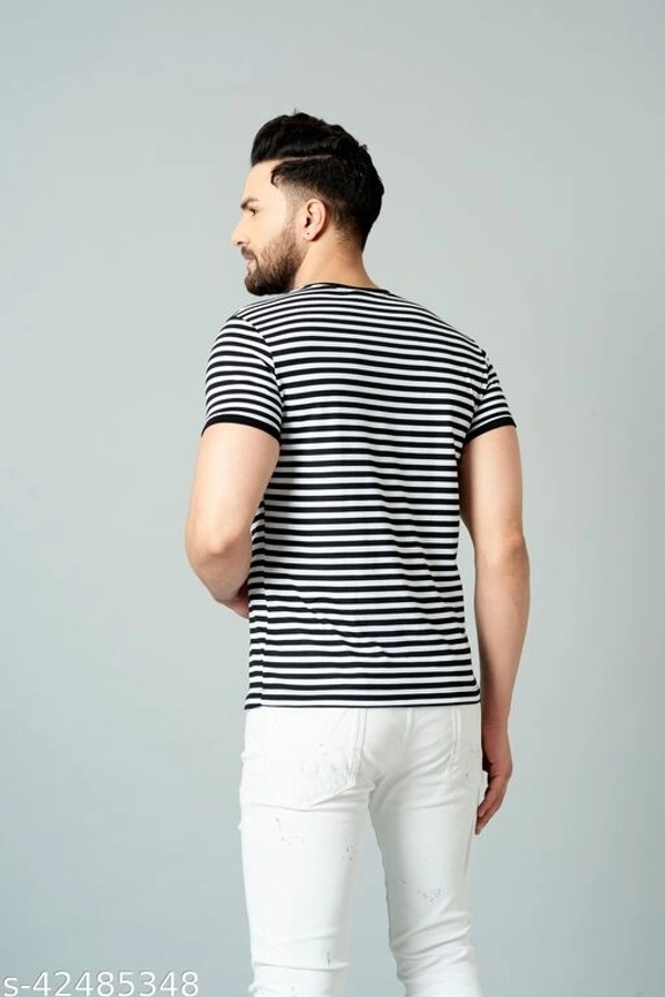 Men's T-shirt - M